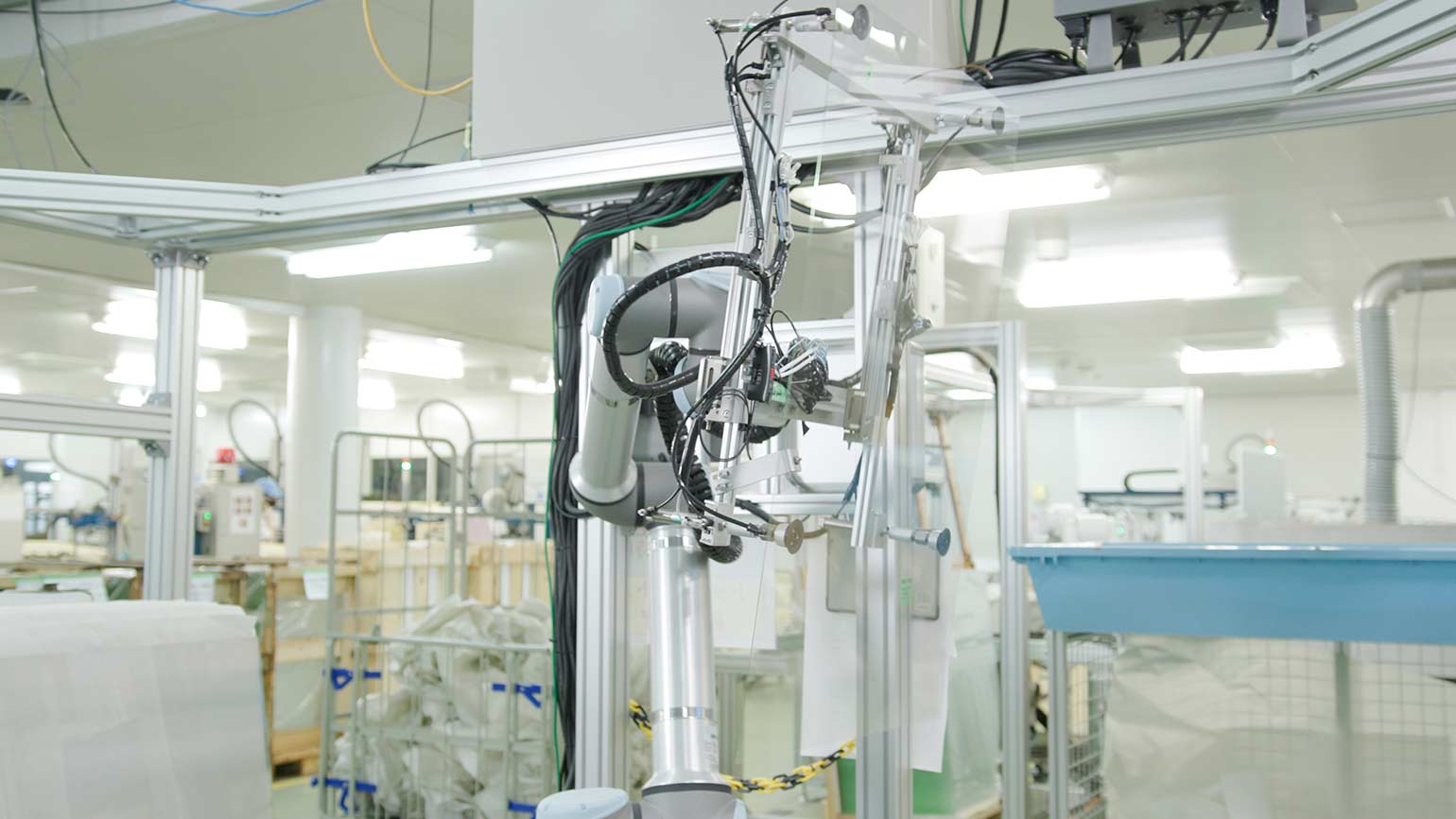 Matsunami Glass Ind., Ltd. | Cobot Case Stories